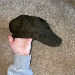Baker boy hat